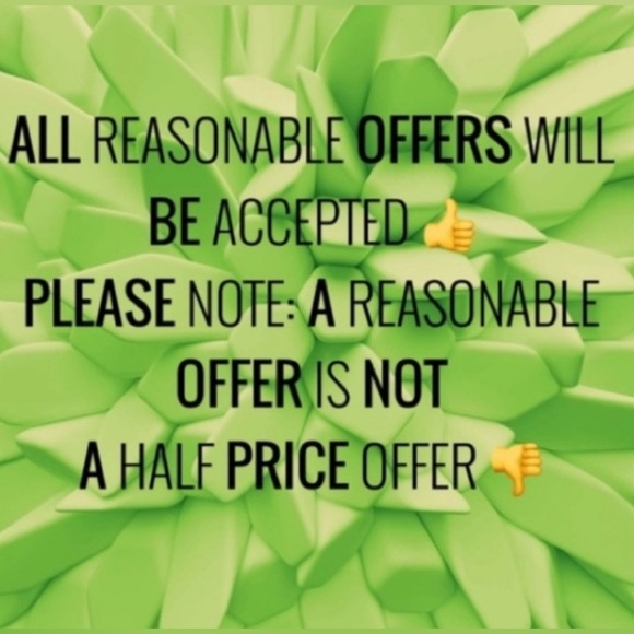 Meet your Posher, Anissa - Picture 3 of 5